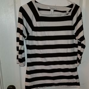 WHITE HOUSE/BLACK MARKET Top